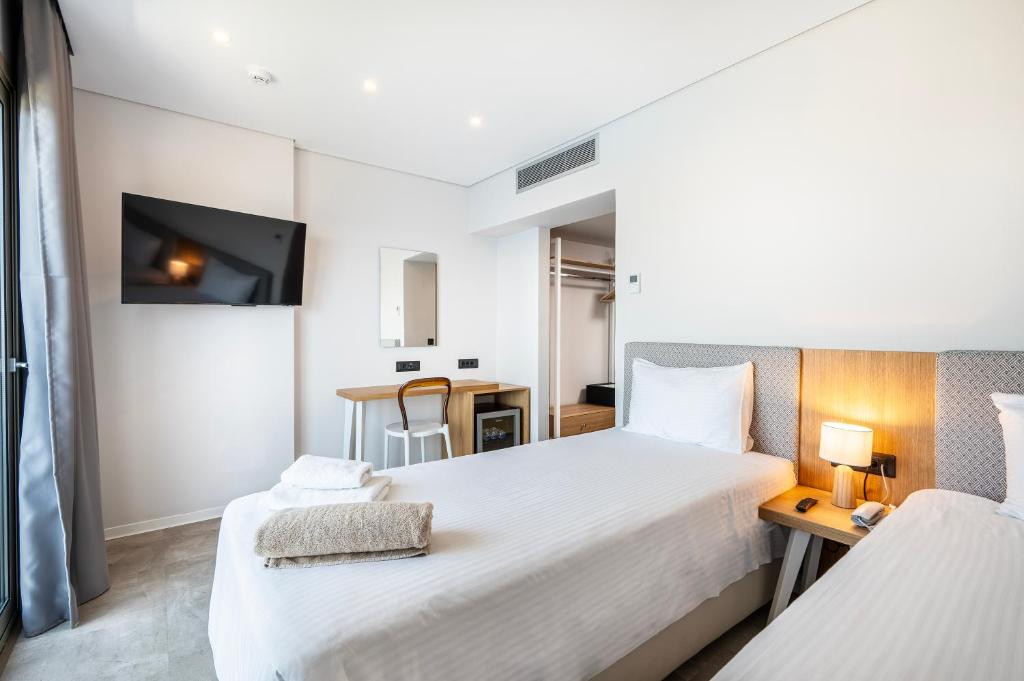 Athina Palace Resort & Spa 5*