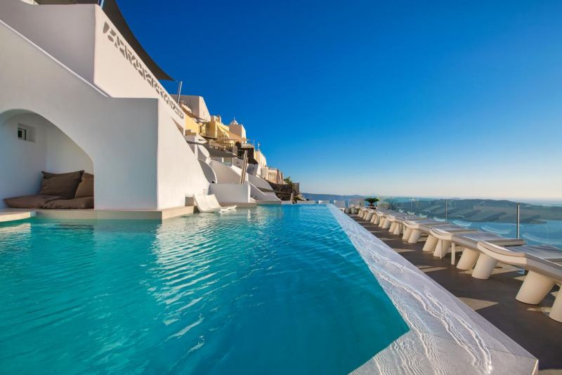 Athina Luxury Suites 5*