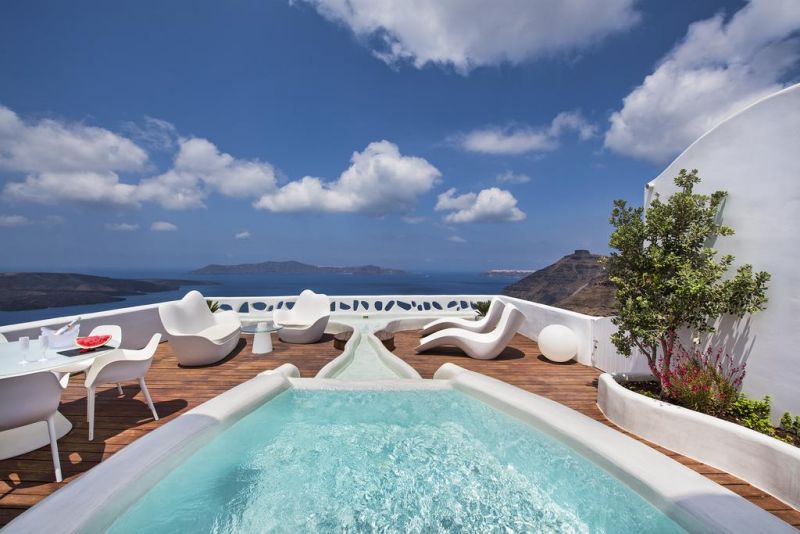 Athina Luxury Suites 5*