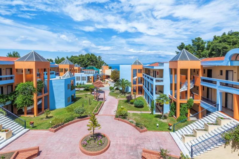 Atrium Pefkohori 3*