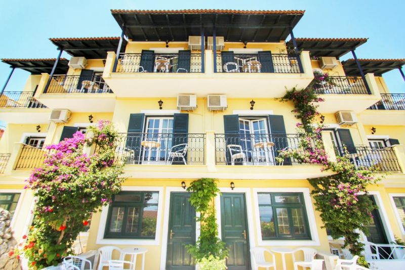 Avra Sea View Paradise Pool Aparthotel 2*