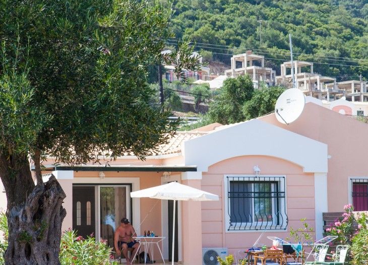 Barbati Beach Apt 2*