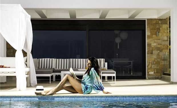 Bellevue Villas 4*
