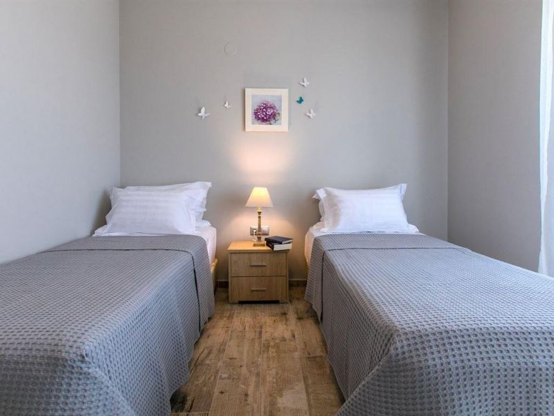 Bellevue Villas 4*