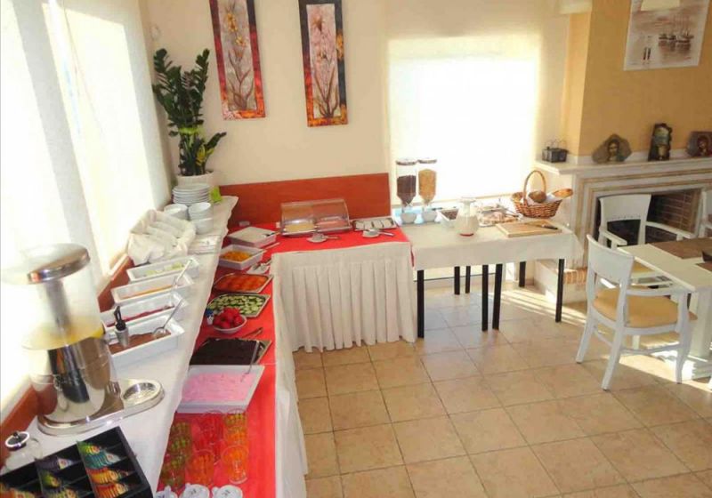 Belvedere Apt 3*