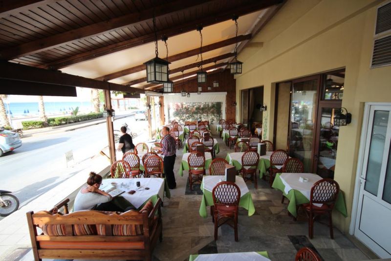 Birais Beach Studios 2*