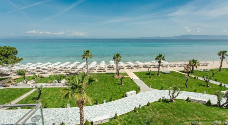 Blue Carpet Luxury Suites 3*