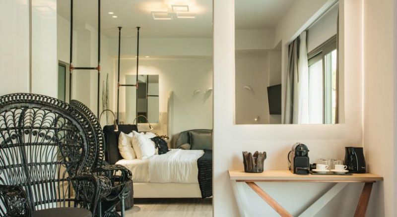 Blue Carpet Luxury Suites 3*