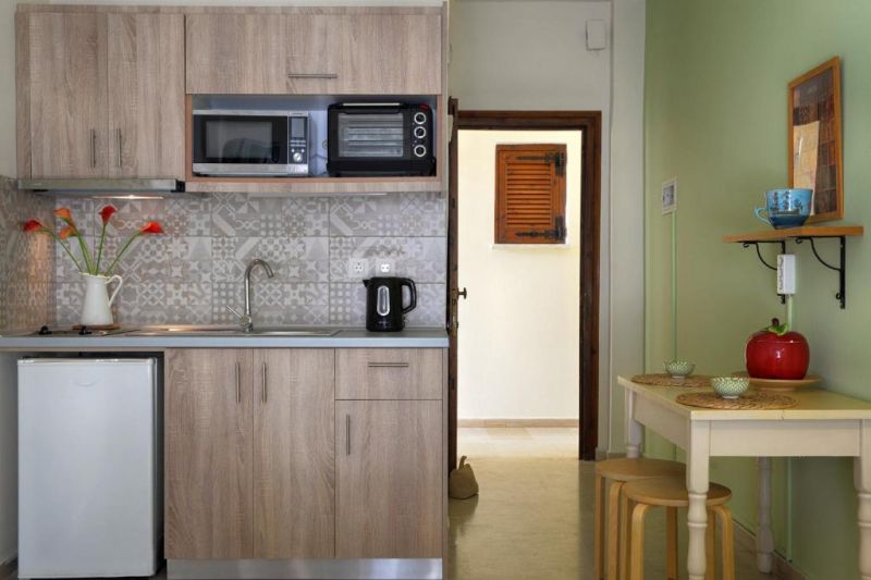 Captains Apartments 2*
