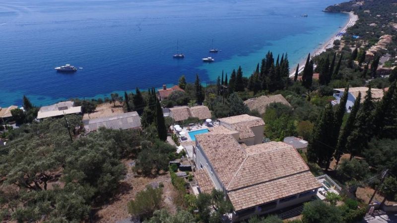 Captains Apartments 2*