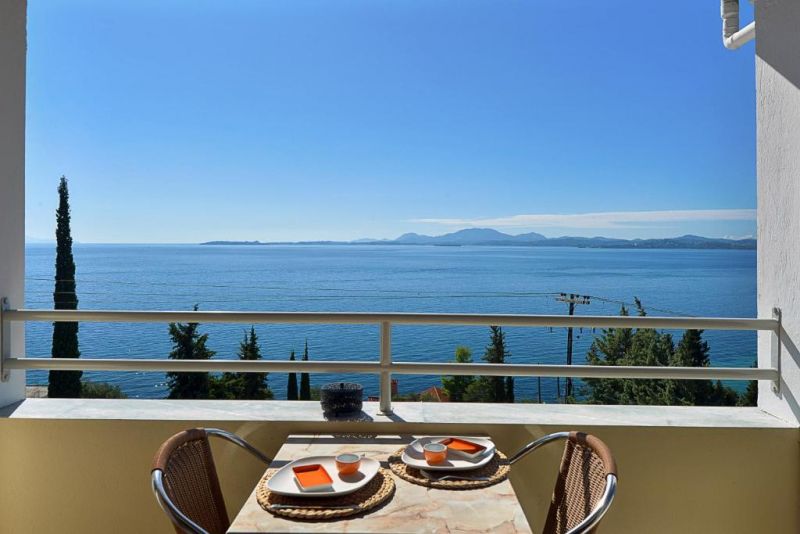 Captains Apartments 2*