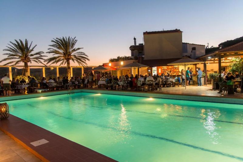 Castri Village Hotel 3*