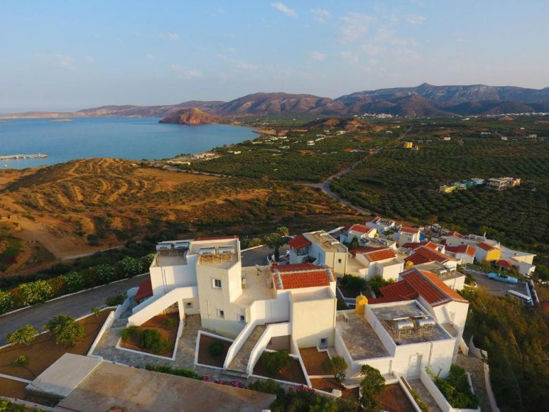 Castri Village Hotel 3*