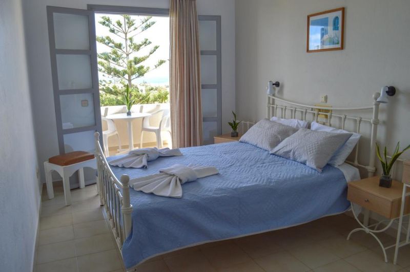 Castro Santorini 3*