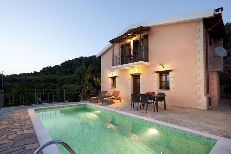 Citrea Villa Fournes 3*