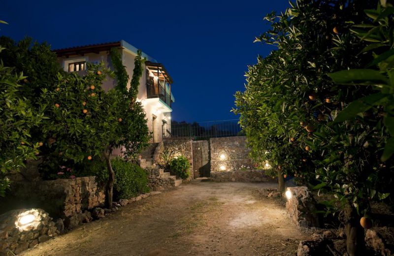 Citrea Villa Fournes 3*