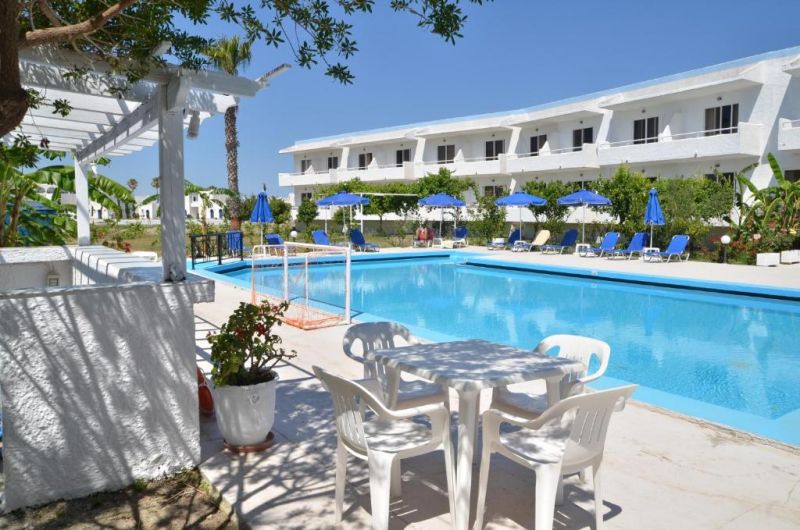 Costa Angela Seaside Resort 3*