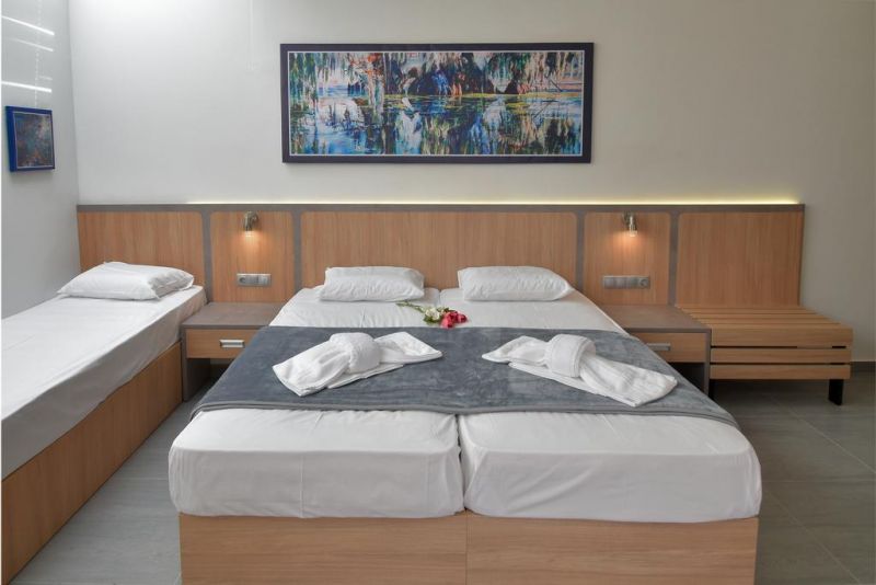 Bomo Dafni Plus Hotel 3*