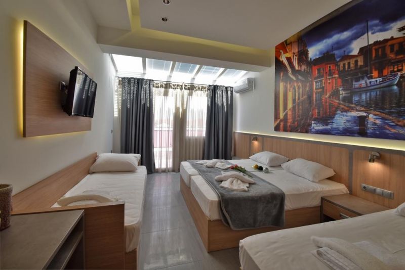 Bomo Dafni Plus Hotel 3*