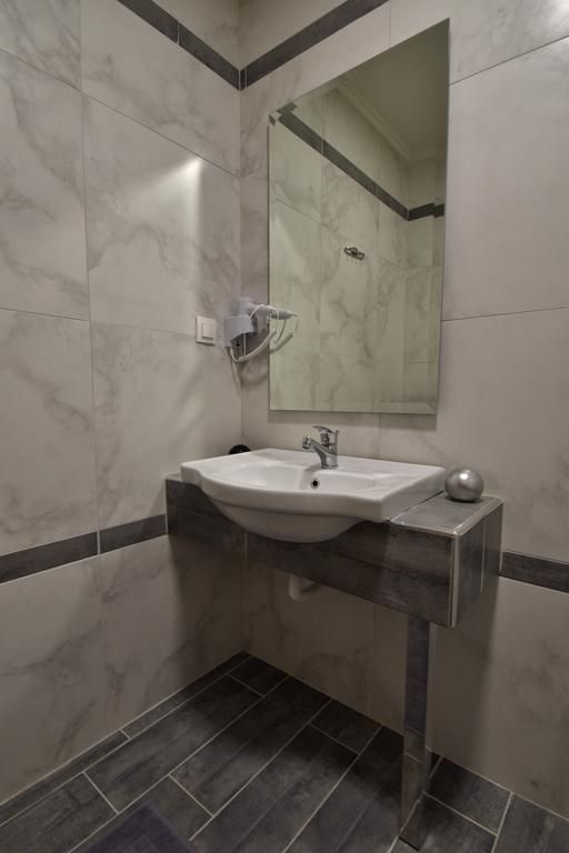 Bomo Dafni Plus Hotel 3*