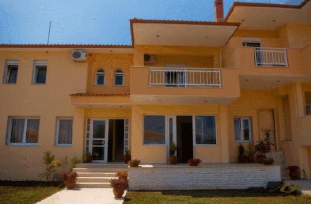 Decauville Hotel 2*