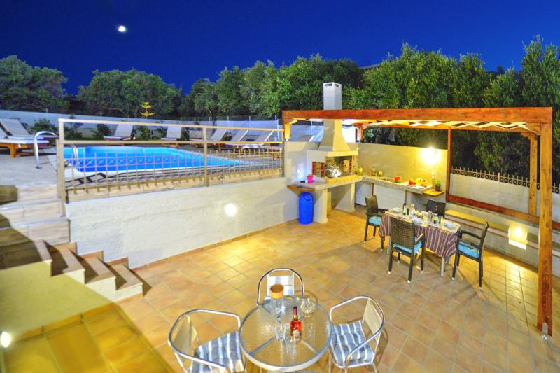 Dermitzogianni Villa Kissamos 2*