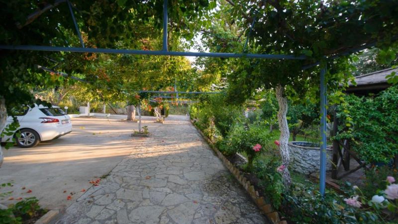 Dimitra Family Apart Hotel 3*
