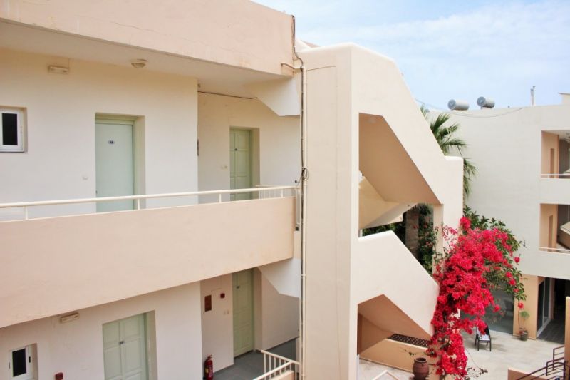 Dioni Hotel 3*