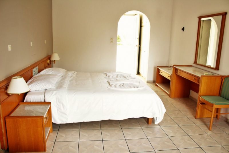 Dioni Hotel 3*