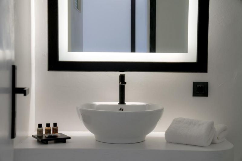 Divelia Hotel 3*