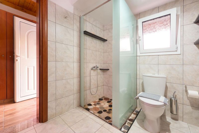 Elefteria Apartments 3*