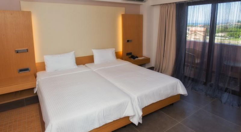 Elite City Resort 4*