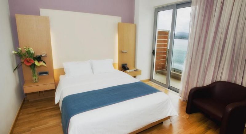 Elite City Resort 4*