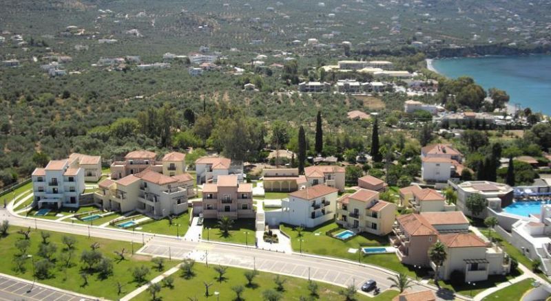 Elite City Resort 4*