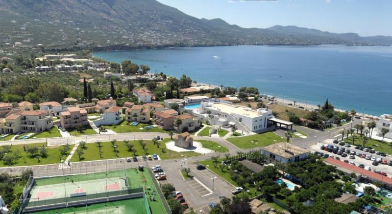 Elite City Resort 4*