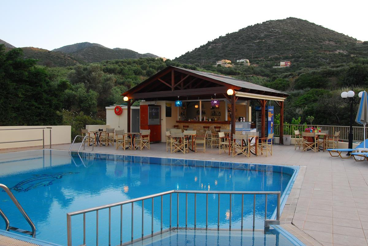 Elpis Studio Apartments 3*