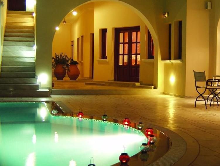 Epavlis Santorini 4*