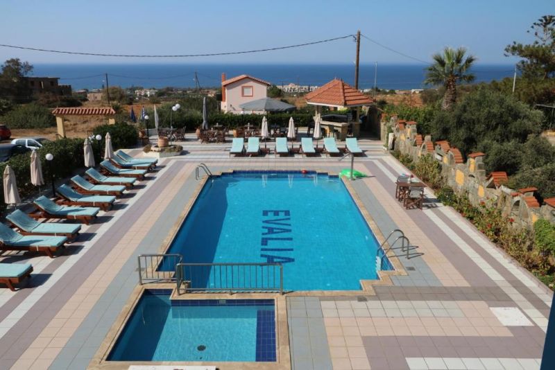 Evalia Apartments 2*