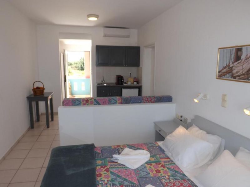Evalia Apartments 2*