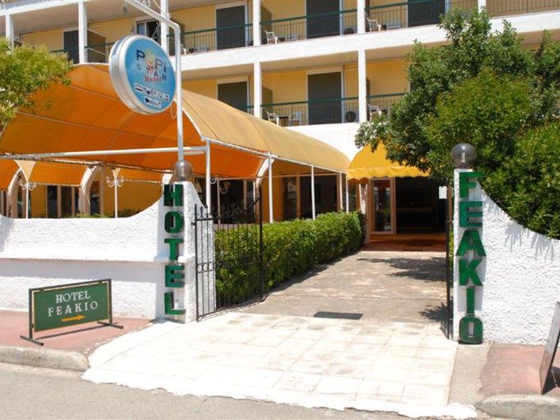 Feakio 3*