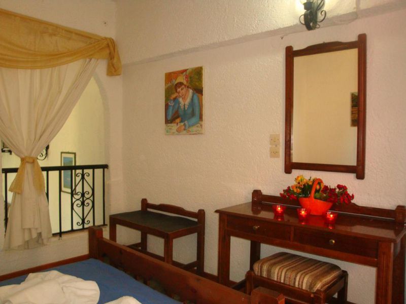 Florita Apartments 3*