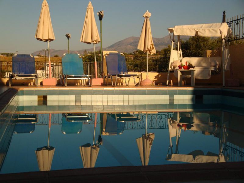 Florita Apartments 3*
