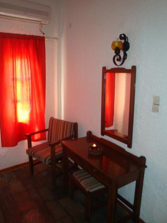 Florita Apartments 3*