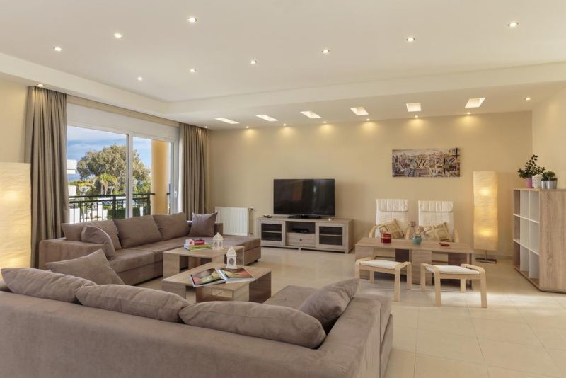 Fotelia Villa 4*