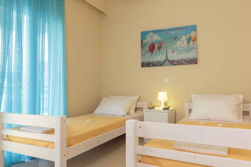 Fotelia Villa 4*