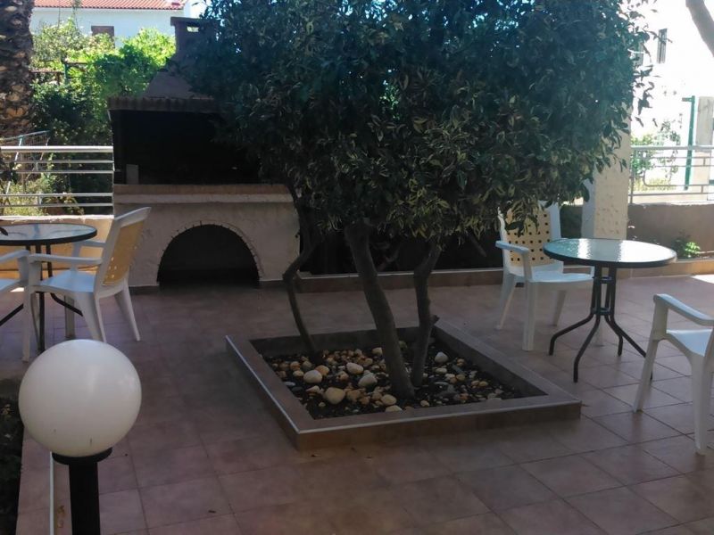 Fotula Apt 3*