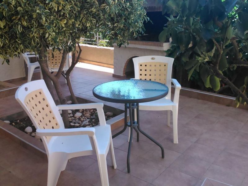 Fotula Apt 3*