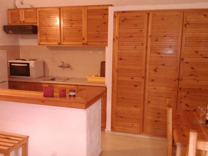 Fotula Apt 3*