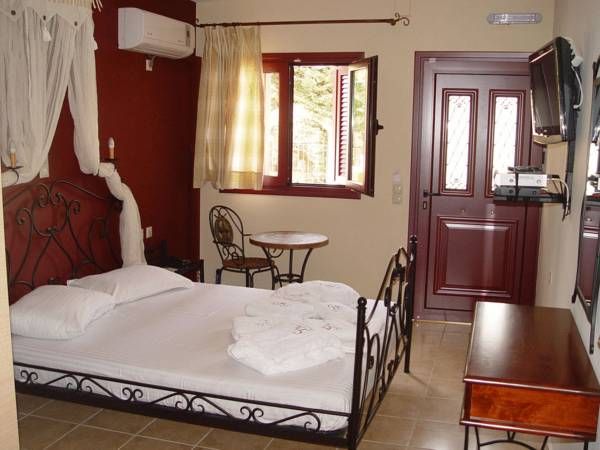 Greka Ionian Suites & Villa 3*