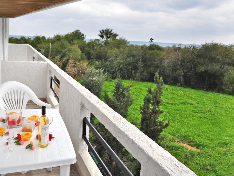 Greta Beach 3*
